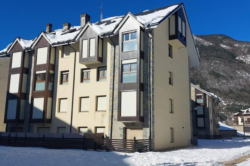 Apartamento Alma De Biescas מראה חיצוני תמונה